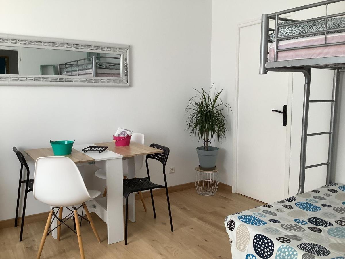Un Sejour Entre Nimes Et Montpellier Apartment Souvignargues Luaran gambar