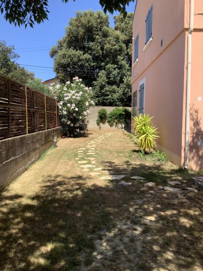 Un Sejour Entre Nimes Et Montpellier Apartment Souvignargues Luaran gambar