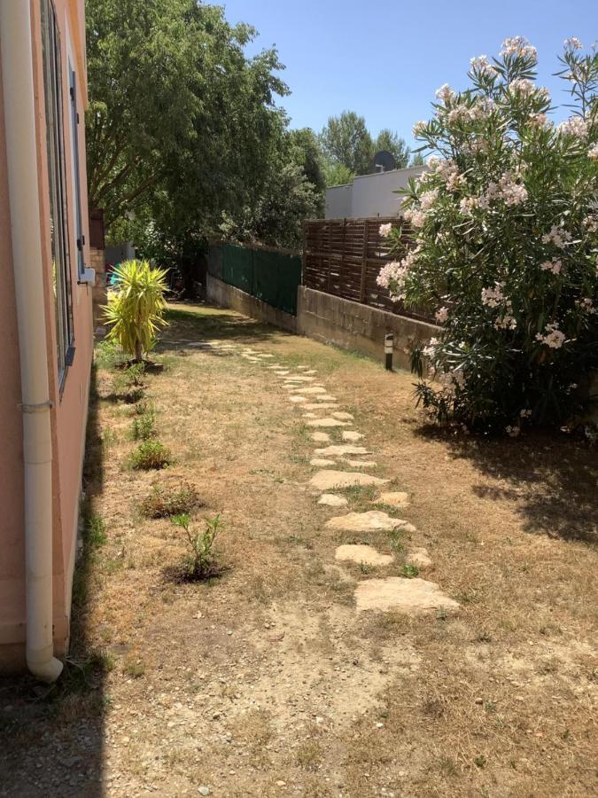 Un Sejour Entre Nimes Et Montpellier Apartment Souvignargues Luaran gambar