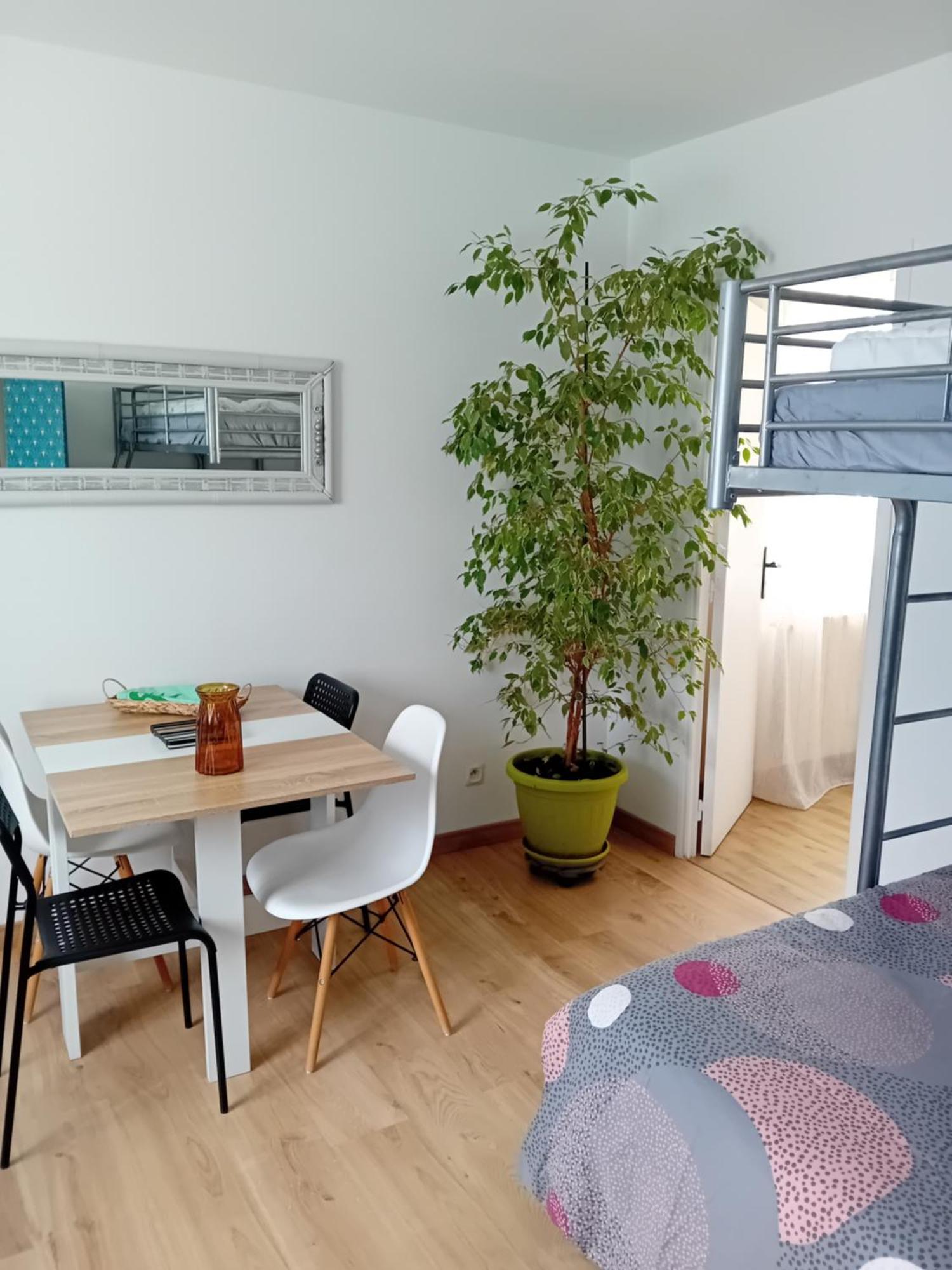 Un Sejour Entre Nimes Et Montpellier Apartment Souvignargues Luaran gambar